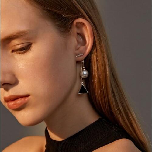 Korean Version of The New Tassel Earrings Temperament Simple Pearl Triangle Earrings Fashion Long Earrings