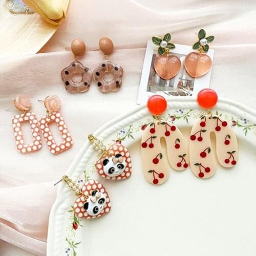 Korean Version of Retro Summer Fresh Acrylic Earrings Sweet Pink Peach Cherry Drop Dangle Pendent Jewelry Women Decoration INS