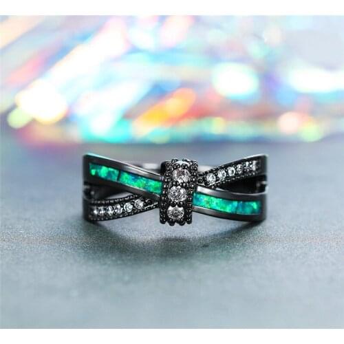 Cute Female Crystal Zircon Stone Ring Vintage Black Gold Cross Wedding Rings For Women Promise Green Fire Opal Engagement Ring