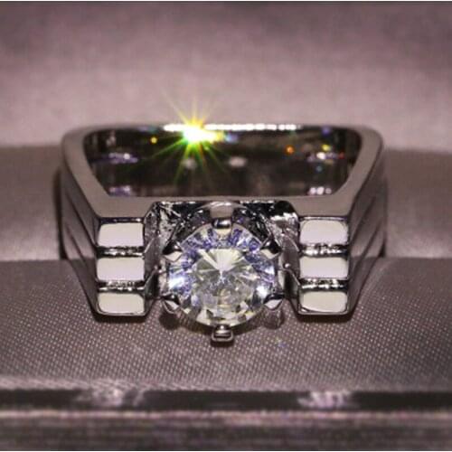 Hot Sale Geometric Solid Crystal Womens Ring Alternative Personality For Party Engagement Jewelry 2021 Accessories