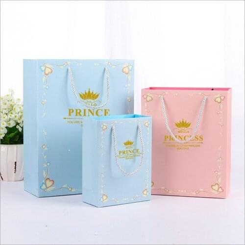 DoreenBeads Fashion Exquisite Princess Prince English Letter Paper Candy Gift Bags For Birthday Party Gift Supplies 1PC