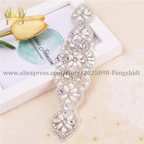 10 Pieces Motif Strass Applique Pearl Rhinestone Accessories sewing Beaded Applique Crystals Sewing Decorations Glass Iron