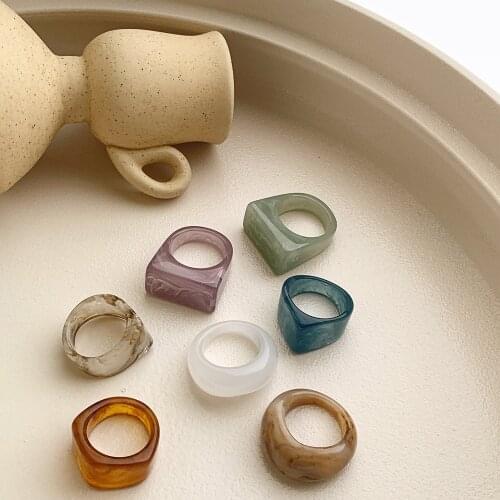 2021 New Minimalist Colorful Resin Acetic Acrylic Rings Retro Geometric Rectangle Rings for Women Girl Jewelry Gifts