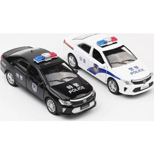 1:32 Scale TOYOTA CAMRY Metal Alloy Diecast Car Model Miniature Model With Pull Back Sound Light Model For Children Car Toys