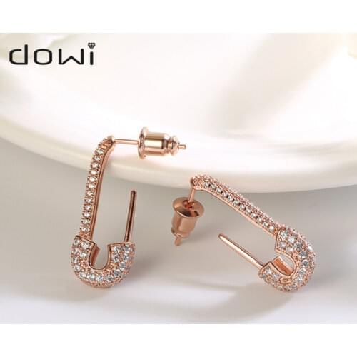 Dowi Dangle Earrings