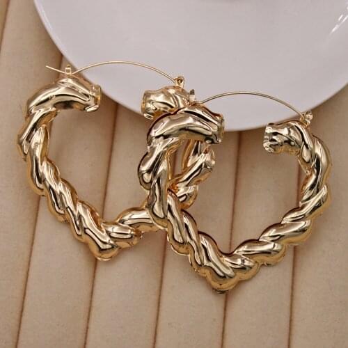Trendy Fashion Round hip hop Rock Hoop Earrings for Womens Gold Plated heart Earrings Jewelry Accessories wedding Gift