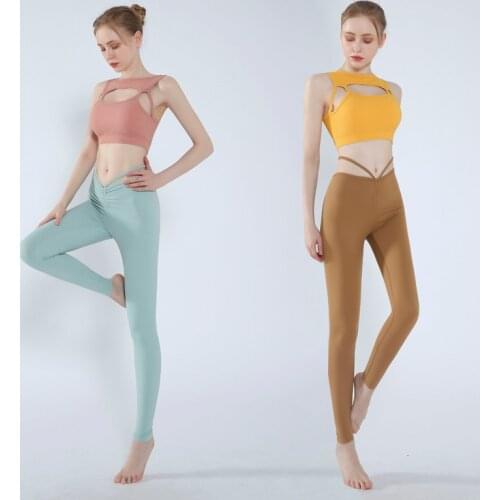 New Yoga Sets Women Shockproof Bras& High Waist Leggings With Tether Nude Feel Fitness 2PCS Suits Sports Tracksuits Sportswear