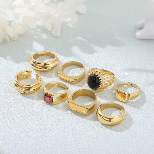 New Trendy Gold Chunky Circle Geometric Textured Rings for Women Simple Crystal Couple Rings Fashion Finger Jewelry Gifts