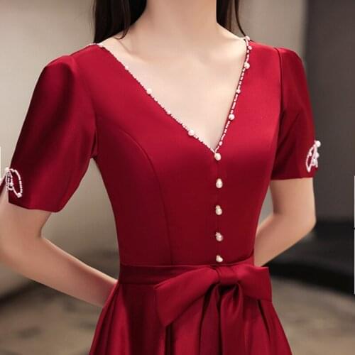 Satin Toast Dress Bride 2021 New Beaded V-neck Red Back Door Wedding Engagement Toast Evening Dresses Long Luxury 2021 A332