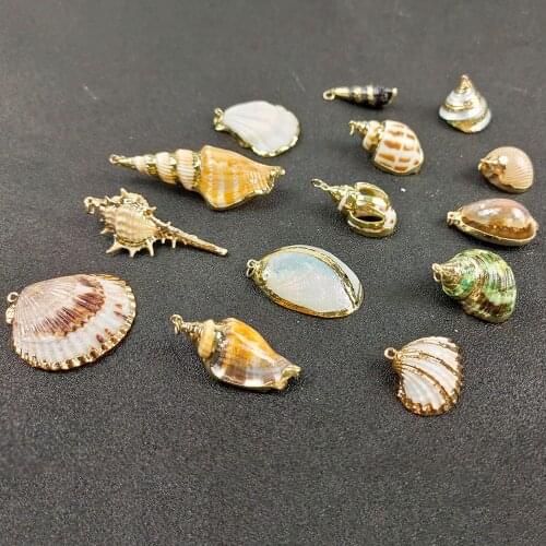 18 Styles Natural Shell Pendants New Bohemian Beach Style Gilded Pendant with Various Irregular Shape Conch Necklaces Pendants