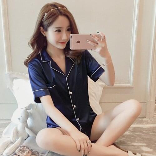 2019 Ms. Silk Short Sleeve Pajamas Set Summer Loose Soft Comfortable Home Wear Solid Color Lapel Short Sleeve + Shorts Set