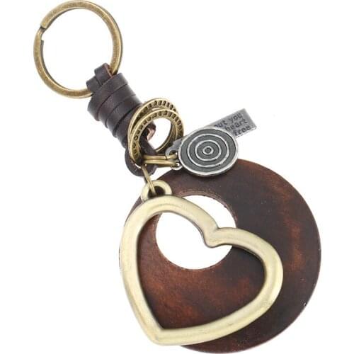 Vintage Retro Metal Heart Love Key Chain Big Round Wood Pendant Holder Bag Accessories Car Keyring Keychain Fashion Jewelry Gift