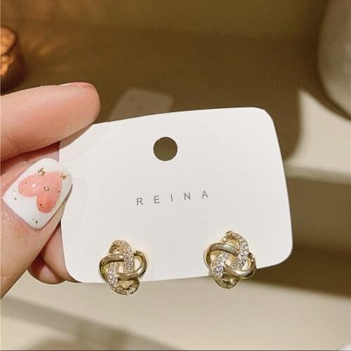 New style earrings Korean fashion trend twisted metal earrings temperament Fashion Simple Womens Earrings Women jewelry