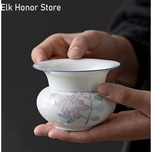 Handmade Engrave Lily Art Ceramic Tea Strainer Tea Maker Loose Tea Leaf Spice Tea Filter Tea Leak Holder Kungfu Teaware Ceremony