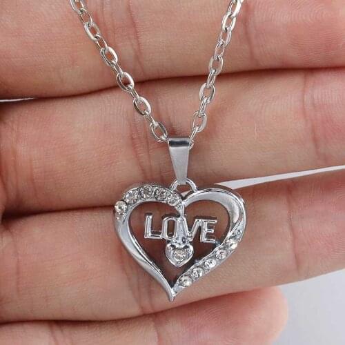 Fashion Crystal Heart Pendant Necklace Love Zircon Ladies Fashion Necklace Jewelry Christmas Gift Jewelry