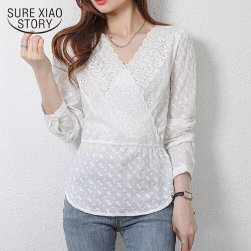 2021 Autumn New Sexy Lace V-neck White Blouse Women Tops Lace Embroidery Clothes Solid Long Sleeve Tops Chemisier Femme 16414