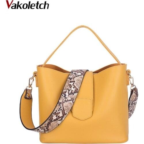 Soft Leather Bucket Bag Casual Messenger Bag Composite Bag Designer Snake Pattern Wide Shoulder Strap Women Handbag KL678