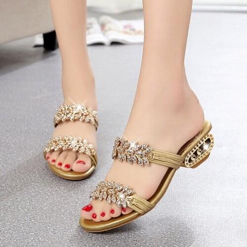 2021New women shoes slippers summer beach sandals Fashion women Rhinestone outdoor slippers flip flops shoes women mujer