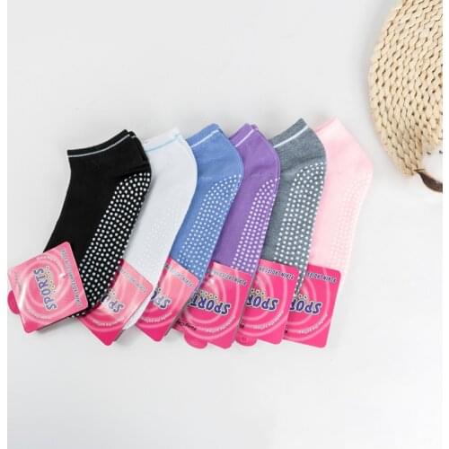 Women Yoga Socks non Slip ladies Anti Slip Silicone Gym Pilates Ballet Socks Fitness Sport Socks Cotton Breathable Elasticity