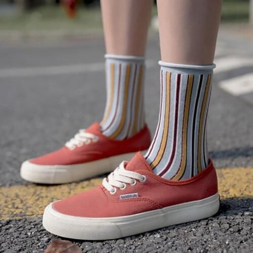 Women Socks Autumn New Fashion Comfortable Cotton Happy Students Literary Leisure Crew Stretch Striped Cute Socks Women Striped