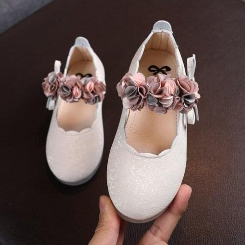 KAMUCC Childrens Flats Lace Big Flower Princess Party Performance Shoes Big Student Girl Shoes for Kids Soft Sole Leather Flats