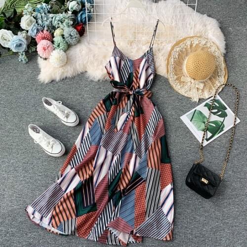 Swimsuit dress Long Skirt Seaside Resort Beach Skirt 2019 Summer Bohemia Long Skirt Ethnic Wind-dew Back Chiffon Suspended Dress