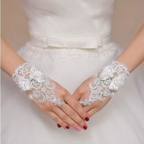 Crystal White Short Bow Style Lace Bride Hand Gloves Fast Delivery
