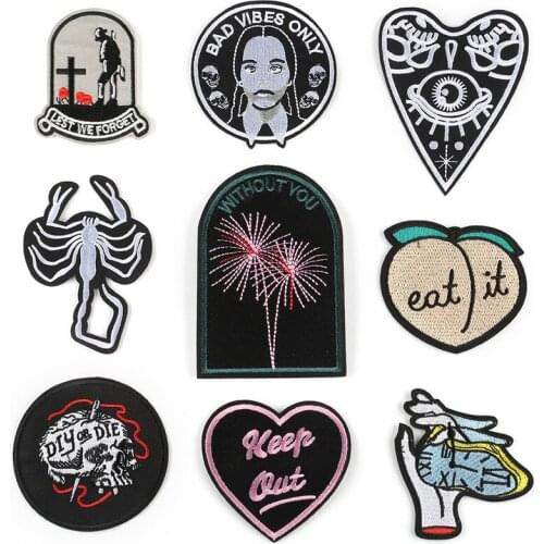 1pcs Rock Theme Embroidered Patches Sew On/Ironing for Applique Stickers Badge Accessories Decoration Clothing DIY