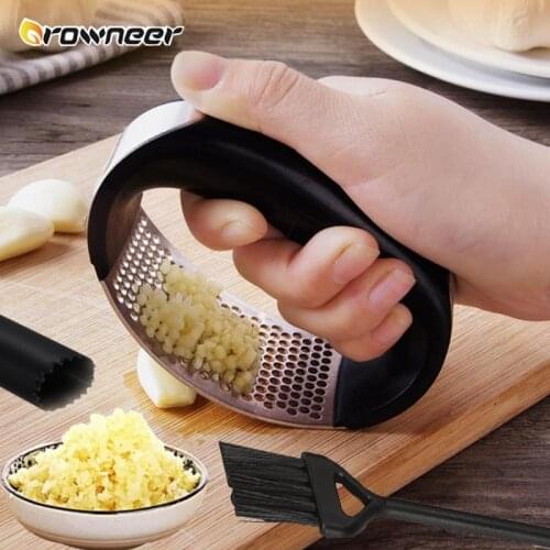 Manual Garlic Presser Curved Garlic Grinding Slicer Chopper Stainless Steel Garlic Presses Cooking Gadgets Tool Accessories