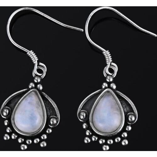 Intfad Stud Earrings