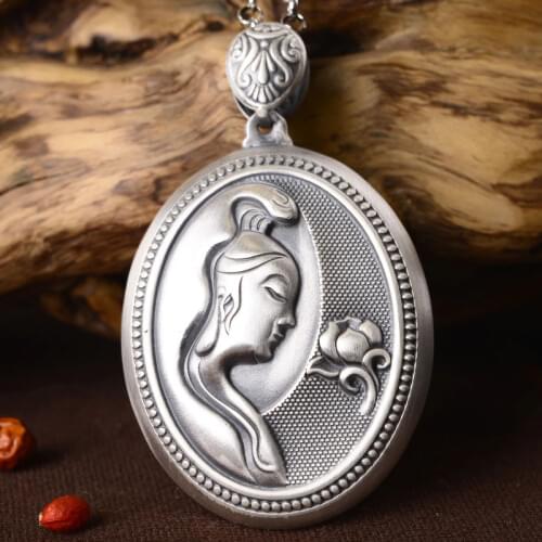 925sile goddess of mercy, heart carved Pendant Necklace, sweater chain, mens and womens clothing, and the O chain of silver