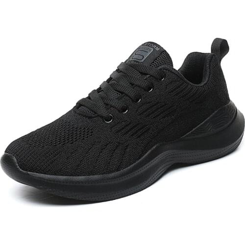 New Light Women Running Shoes Women Breathable Mesh Slip-On Sneakers Woman Sports Shoes Plus Eur 35-42