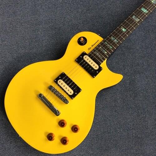 Free delivery, electric guitar, high quality guitar, rosewood fingerboard, silver hardware Yellow electric guitar