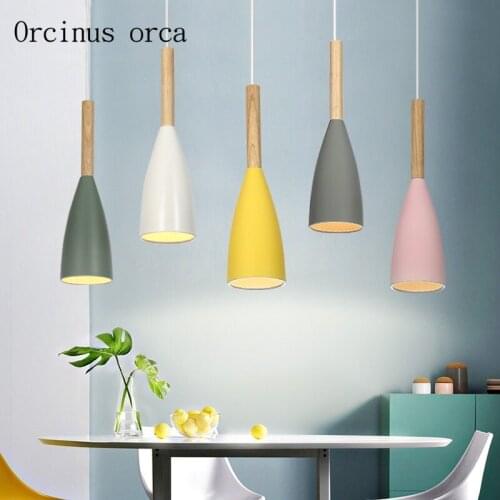 Nordic modern simple color solid wood chandelier Restaurant Bar corridor creative horn single head Chandelier free shipping