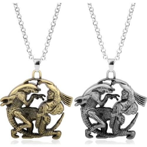 Dongsheng Warrior Alien Necklace Predator AVP Alien Queen Pendant Gold Link Chain AVP Choker Necklace for Men Jewelry