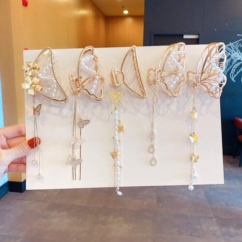 2021 New Elegant Claw Clips Temperament Grab Butterfly Metal Hair Accessories Headdress Hairpin Back Tassel Shark Clip