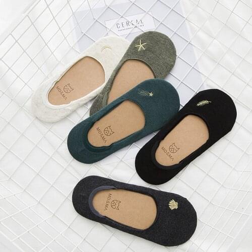 2020 new spring summer ladies cotton boat socks embroidered Cartoon invisible short socks female low cut sock