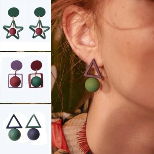 New fashion jewelry round hollow round earrings simple asymmetric geometric earrings womens elegant earrings