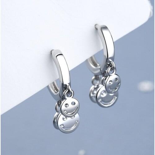 Binmonray 925 Sterling Silver Small Happy Smiley Round Wafer Tassel Pendant Ear Buckle Women Trend Personality Earrings Jewelry