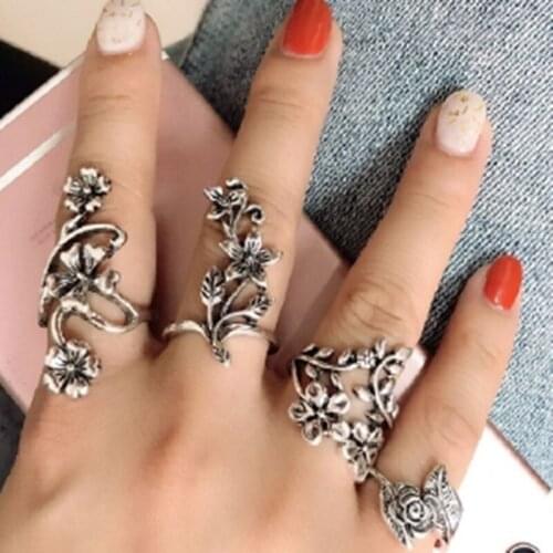New Fashion Personality Retro Hollow Flower Ring Set for Womens Girl Skin Care Prom Ball Ring Jewelry Accessories