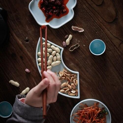 Elegant Celadonfruit Plate Refreshment Desserts Dish Creative Ceramic Tableware Dish Retro Small Ceramic Sauce Dish Cold Plate