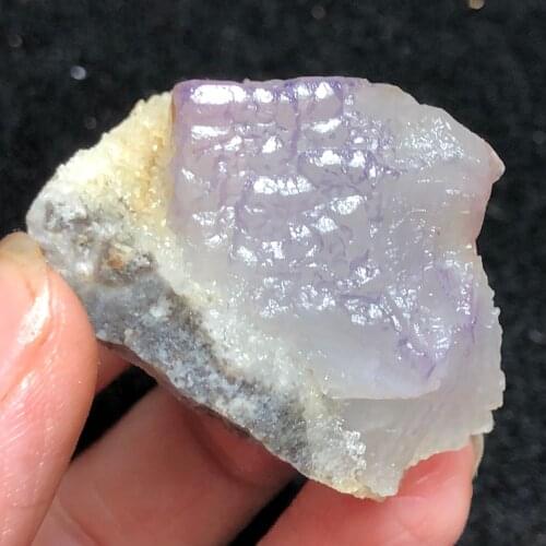 42.6gNatural purple edge purple fluorite and quartz mineral room decoration halo healing teaching home decoration accessories