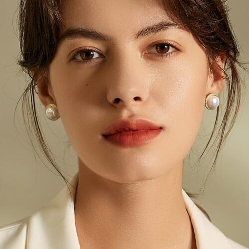 2021 Luxury Retro Pearl Ball Stud Earring For Women French Fashion Elegant For Girl Gifts Bridal Wedding Party Jewelry