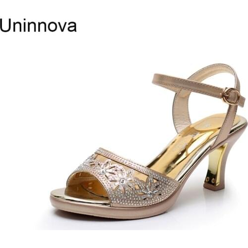 Uninnova Footwear