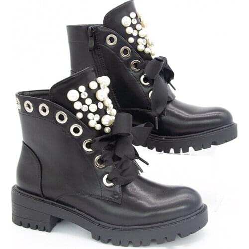 Women Short Boots 2021 Ladies Leather Ankle Boots Autumn Winter Platform Motorcycle Shoes for Womans Punk Pearl Rivet Shoes