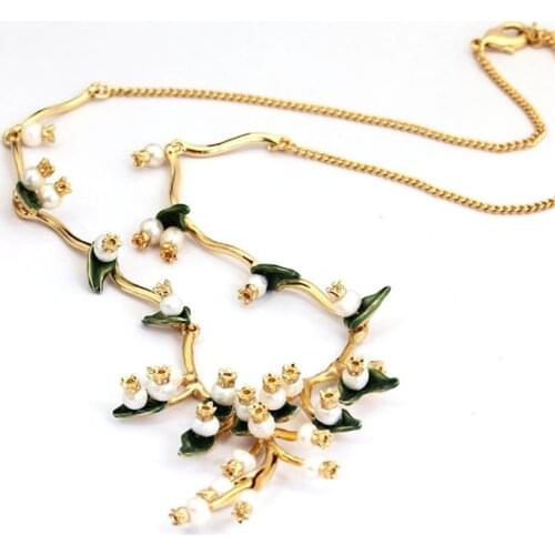 European and American Fashion Personality Freshwater Pearl Necklace Jewelry Enamel Glaze Female Earrings Necklace Jewelry Set