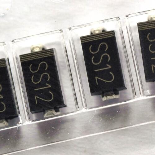 100pcs 1N5817 SS12 SMA SMD 1A 20V Schottky Diode