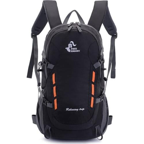 Mountaineering Outdoor Camping Hiking Cycling Backpack Waterproof and Wear-resistant40L Sports Backpack Can Put Water Bladder