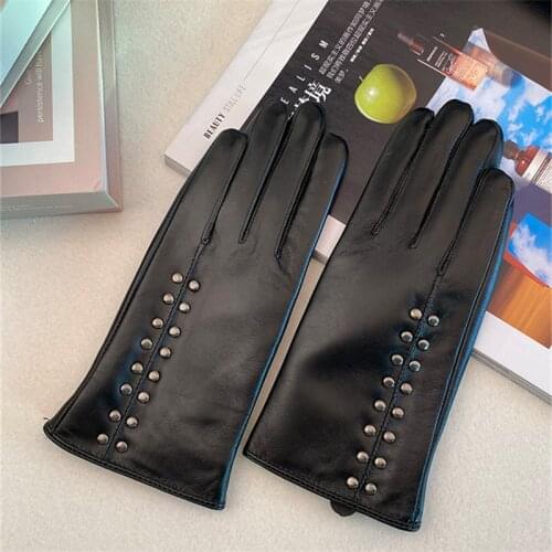 Sheepskin Gloves Female Autumn Winter Touch Screen Driving Plus Velvet Thicken Thermal Rivet Locomotive Real Leather Gloves