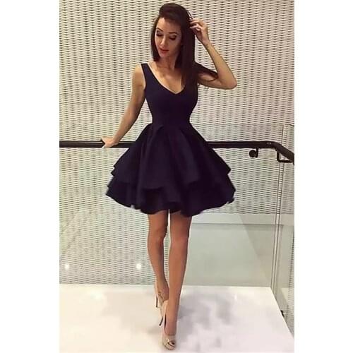 V-Neck Above Knee Mini Prom Party Gown Satin Graduation Dress Homecoming Formal Gown Sleeveless Black Sexy Custom Backless